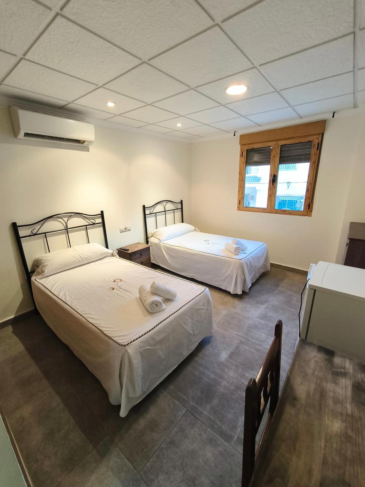 Ca' La Conchin Hotel Cortes de Pallas Bagian luar foto